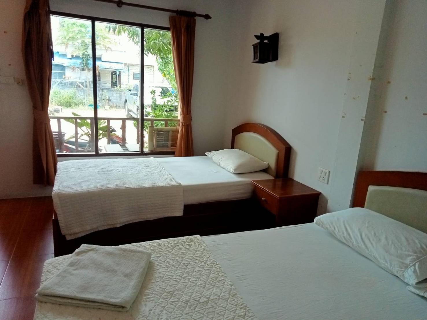 Bank Guesthouse Haad Rin Extérieur photo